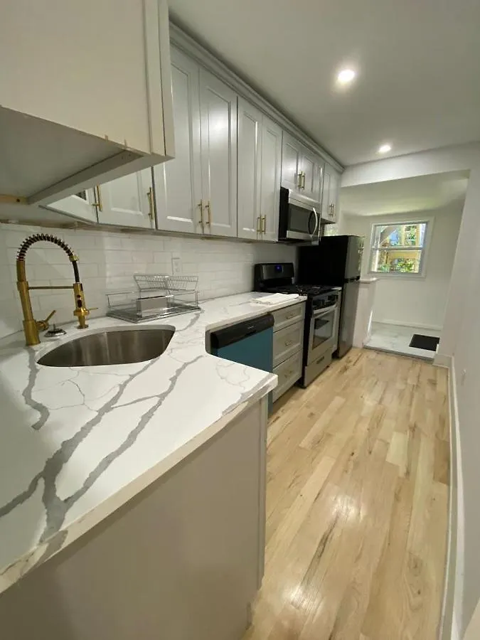 The Eden'S Garden Home New York Apartment